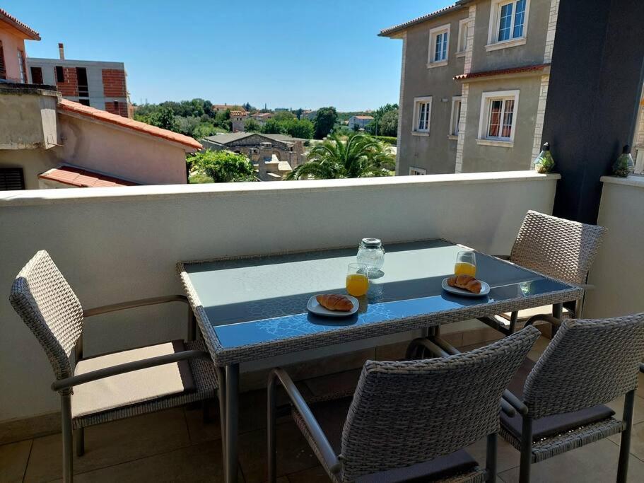 Valux Apartman プーラ エクステリア 写真